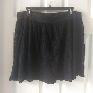 Forever 21 black mini skirt